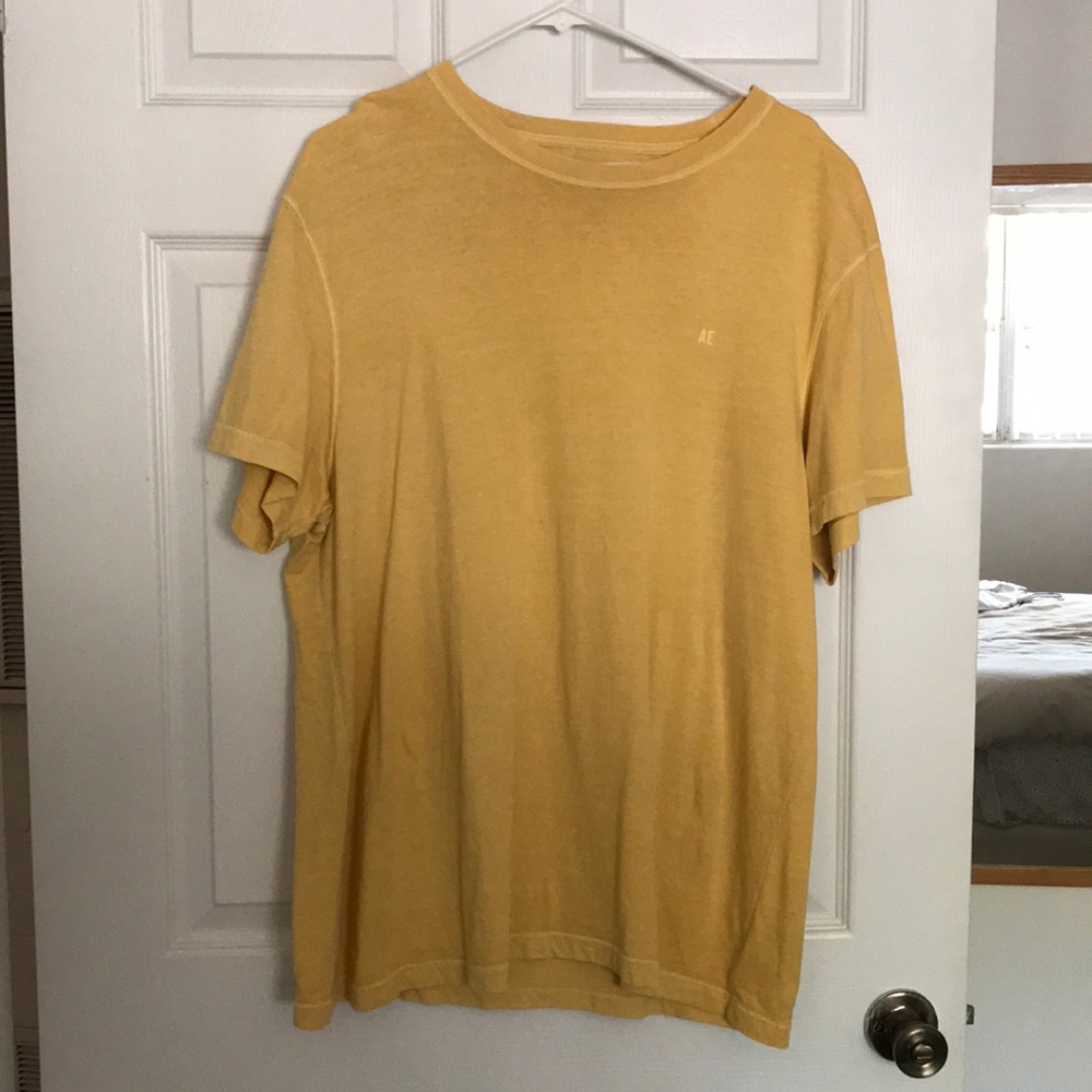 Men’s American eagle embroidered letter shirt XL